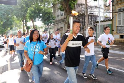 galeria: Tocha da paz chega pela primeira vez na capital paraense