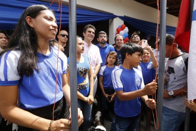 galeria: População recebe Escola Estadual Penhalonga revitalizada e com nova biblioteca