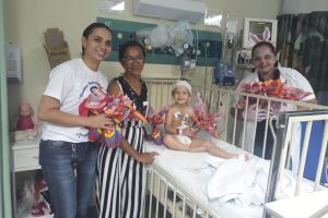 notícia: Voluntários fazem a alegria de crianças internadas no Hospital Regional em Marabá