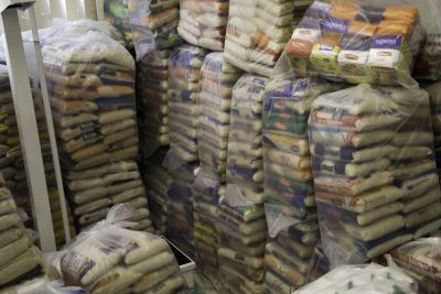 notícia: Mais de 2 mil toneladas de alimentos da Corrida do Servidor são doados a instituições de caridade
