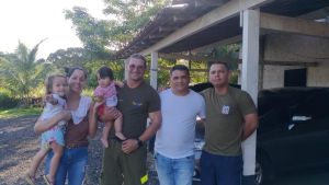 notícia: Militares do Batalhão Rodoviário salvam criança de engasgo