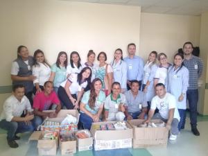 notícia: Unidade de Oncologia entrega alimentos não perecíveis arrecadados à casa de apoio em Tucuruí