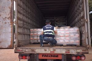 notícia: Quase 20 mil caixas de leite condensado são apreendidas pela Sefa