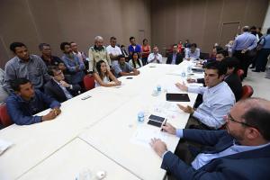 notícia: Governo prossegue diálogo com prefeitos e anuncia conclusão de obras em Rio Maria