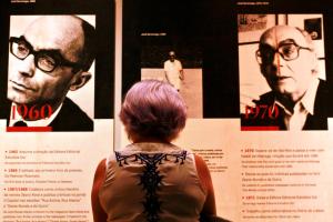 notícia: Exposição sobre José Saramago reabre em Belém no MEP