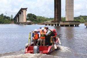 notícia: Governo inspeciona área da ponte Rio Moju e determina rapidez para melhorar o tráfego