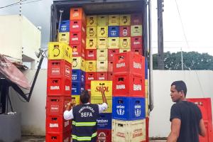 notícia: Sefa apreende carga com quase 36 mil latas de cerveja 
