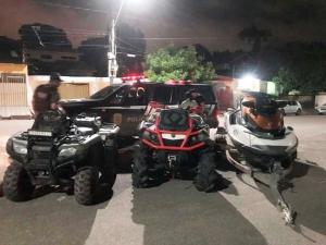 galeria: Trio é preso ao tentar levar veículos roubados ao Mato Grosso