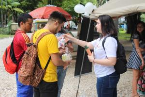 galeria: Ação na Praça Batista Campos alerta para o cuidado com a saúde mental