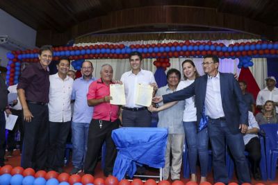 notícia: Comunidades de Portel recebem títulos em áreas de projetos agroextrativistas