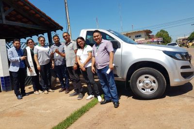 notícia: Com crédito rural, produtores de cacau de Itaituba recebem caminhonetes para escoar a produção 