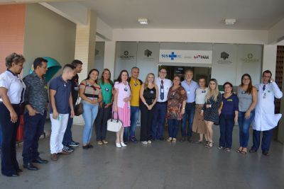 notícia: Secretários municipais de Saúde visitam o Hospital Regional de Santarém
