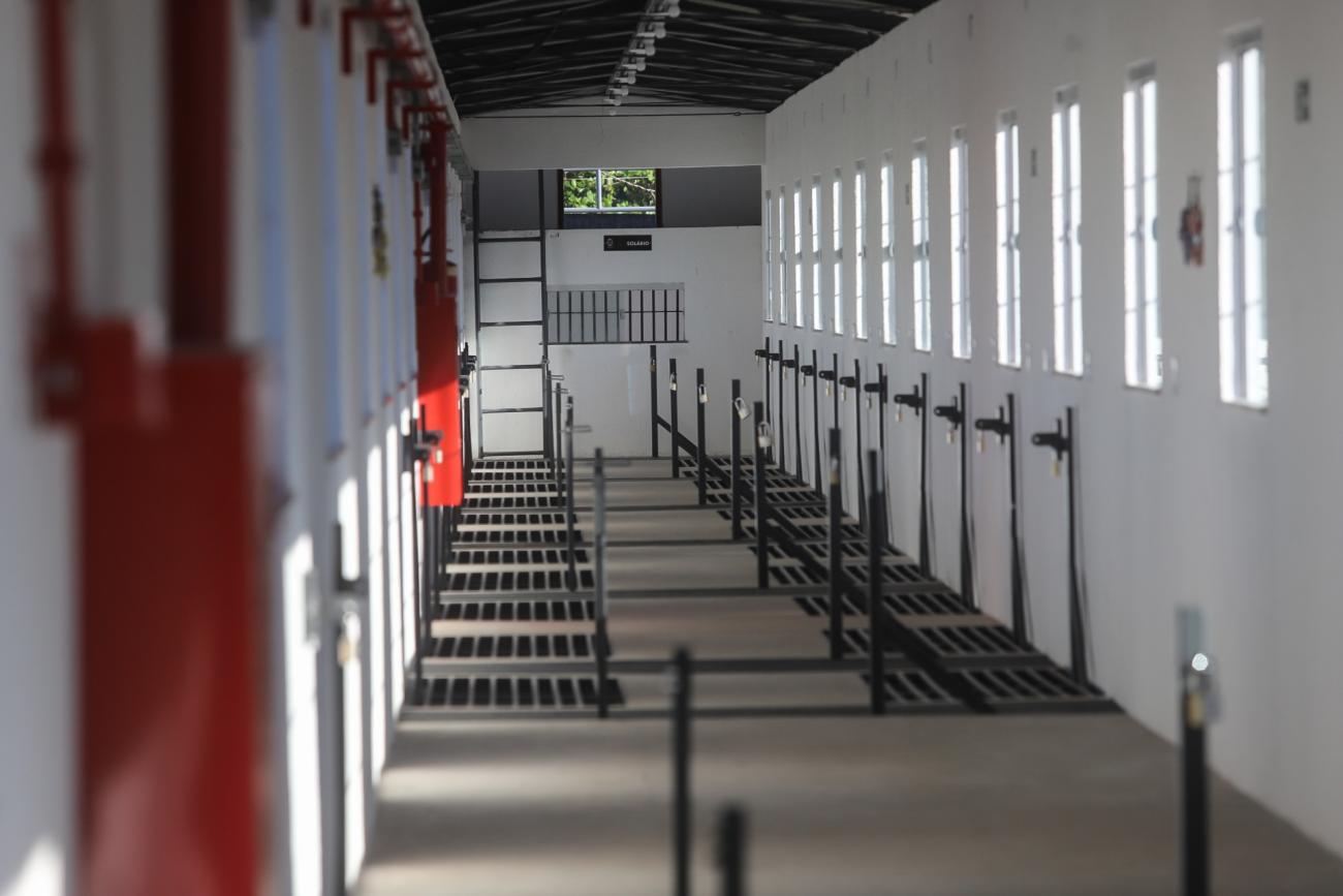 Detentos fazem a manutenção e a limpeza de unidades prisionais de