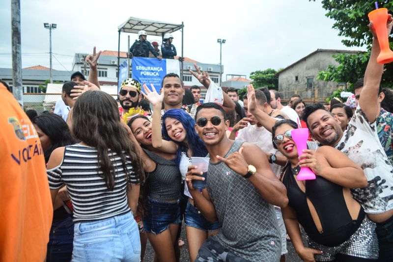 A Secretaria de Segurança Pública e Defesa Social do Pará (Segup) realizou, nesta quinta-feira (16), uma reunião de avaliação das ações desenvolvidas no primeiro final de semana da Operação Pré-Carnaval, bem como ajustes para os próximos eventos que serão promovidos no sábado e domingo (18 e 19). O reforço no policiamento será mantido. <div class='credito_fotos'>Foto: Elielson Modesto / Ascom Segup   |   <a href='/midias/2020/originais/5880_fe8d7afd-32c6-f09a-7f0f-4adf65db17a1.jpg' download><i class='fa-solid fa-download'></i> Download</a></div>