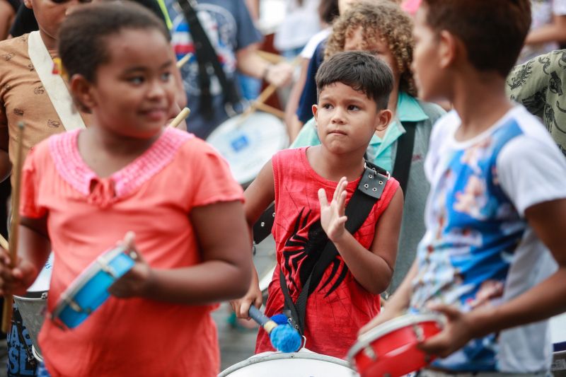 Carnaval Curro Velho <div class='credito_fotos'>Foto: Jader Paes / Agência Pará   |   <a href='/midias/2020/originais/5892_00fc768a-b74c-10ba-fdb6-2c43e9a6f7b0.jpg' download><i class='fa-solid fa-download'></i> Download</a></div>