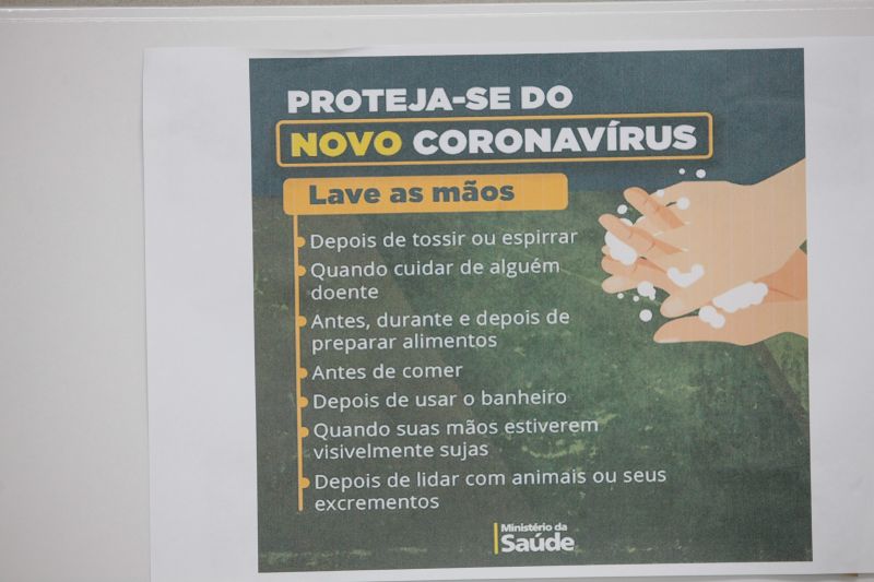 Precaucoes Corona Virus nas Escolas. <div class='credito_fotos'>Foto: Jader Paes / Agência Pará   |   <a href='/midias/2020/originais/6080_6c4f5c61-6dcc-78ce-e881-f990853bca62.jpg' download><i class='fa-solid fa-download'></i> Download</a></div>