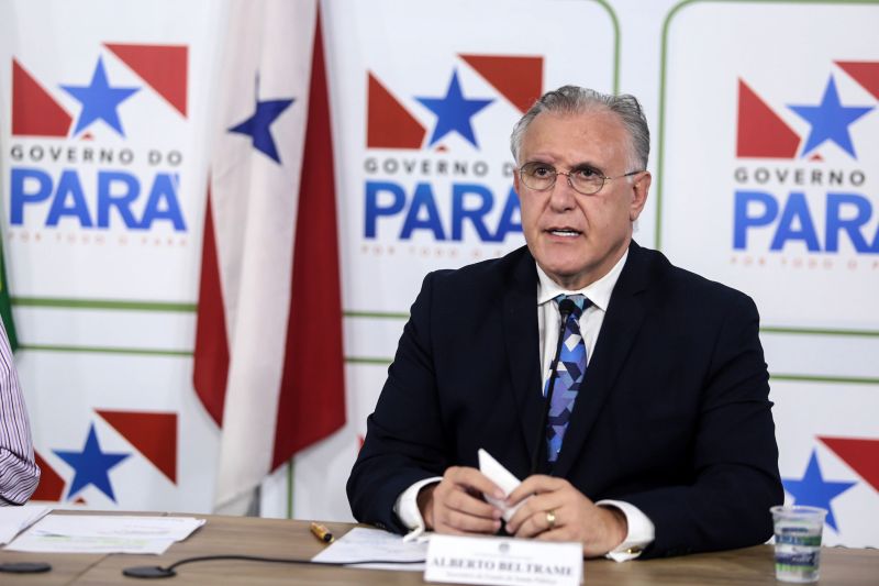 Coletiva com Governador do Estado do ParÃ¡ Helder Barbalho <div class='credito_fotos'>Foto: Bruno Cecim / Ag.Pará   |   <a href='/midias/2020/originais/6231_c91a8506-2151-2eb6-91e2-899efe3e04ba.jpg' download><i class='fa-solid fa-download'></i> Download</a></div>