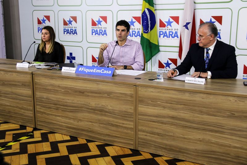 Coletiva com Governador do Estado do ParÃ¡ Helder Barbalho <div class='credito_fotos'>Foto: Bruno Cecim / Ag.Pará   |   <a href='/midias/2020/originais/6231_ee6bd225-684c-8c00-2f0a-0b1327af8883.jpg' download><i class='fa-solid fa-download'></i> Download</a></div>