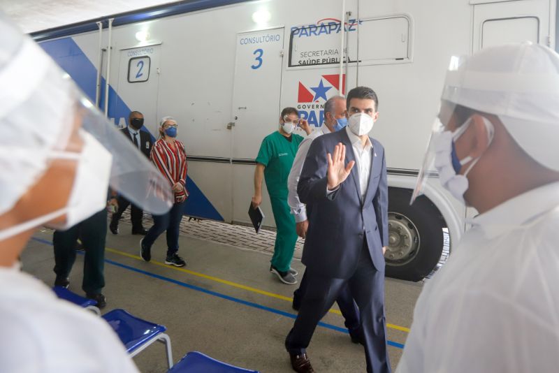 Governador do Estado Helder Barbalho visita Hospital Abelardo Santos <div class='credito_fotos'>Foto: Marco Santos / Ag. Pará   |   <a href='/midias/2020/originais/6296_4d476858-53f1-bac8-d2c3-c3c1d27428df.jpg' download><i class='fa-solid fa-download'></i> Download</a></div>