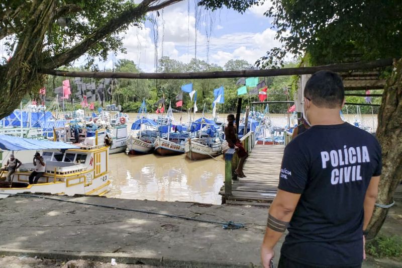 Polícia Civil realiza Operação Lockdown no interior e adverte estabelecimentos e pessoas em Belém <div class='credito_fotos'>Foto: Leandro Santana / Ascom PCPA | <a href='/midias/2020/originais/6323_c035df79-da46-6dd9-0ca3-595fb0db4be1.jpg' download><i class='fa-solid fa-download'></i> Download</a></div>