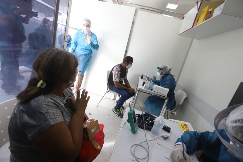 Policlínica itinerante inicia atendimentos em Santo Antônio do Tauá <div class='credito_fotos'>Foto: Marco Santos / Ag. Pará | <a href='/midias/2020/originais/6329_6d710108-44d1-142a-b60b-8b9db4d73b76.jpg' download><i class='fa-solid fa-download'></i> Download</a></div>