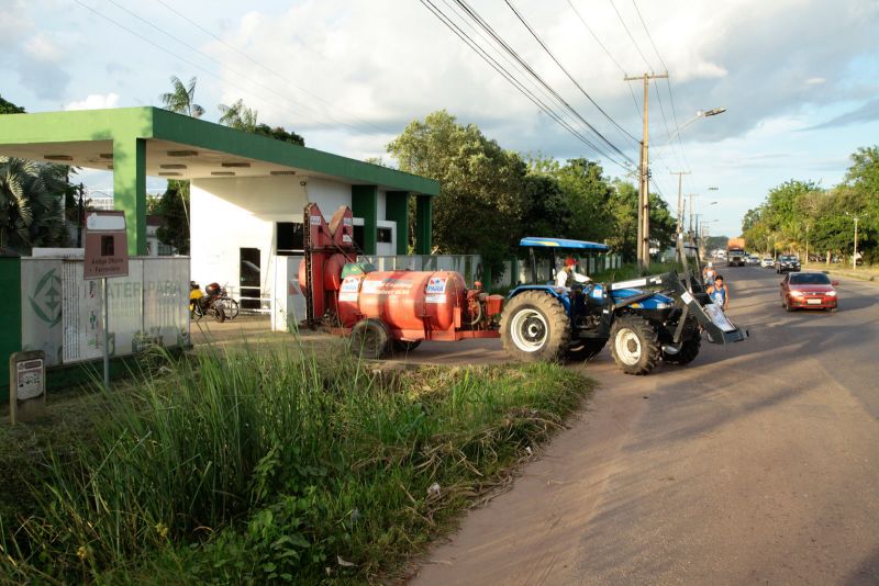 Belém, Pará, Brasil - PULVERIZAÇÃO MARITUBA - 16/06/2020. Foto: Ricardo Amanajás / Agência Pará. <div class='credito_fotos'>Foto: Ricardo Amanajás / Ag. Pará | <a href='/midias/2020/originais/6450_66433022-f15e-9e9a-585b-d0c450280d01.jpg' download><i class='fa-solid fa-download'></i> Download</a></div>