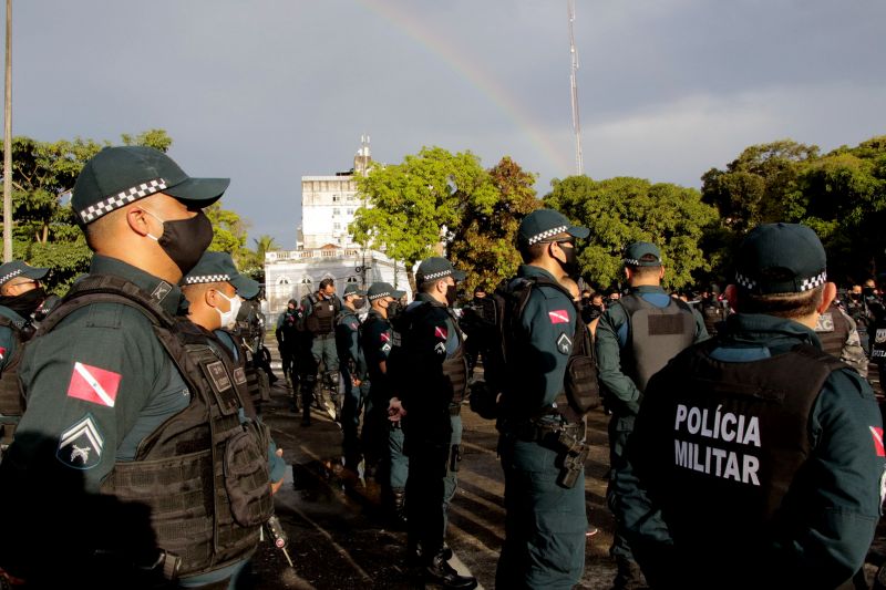Belém, Pará, Brasil. OPERAÇÃO SEGURANÇA, Praça da Bandeira - 19/06/2020. Foto: Ricardo Amanajás / Ag Pará. <div class='credito_fotos'>Foto: Ricardo Amanajás / Ag. Pará | <a href='/midias/2020/originais/6464_4d6213c5-4640-cb08-dec4-30f62c48eff3.jpg' download><i class='fa-solid fa-download'></i> Download</a></div>