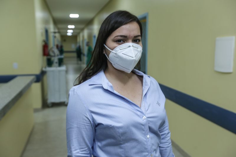 Lohana Silva . Diretora do Hospital <div class='credito_fotos'>Foto: Jader Paes / Agência Pará   |   <a href='/midias/2020/originais/6570_dbf31537-6a72-37bf-cdbb-0fba4ad468c0.jpg' download><i class='fa-solid fa-download'></i> Download</a></div>