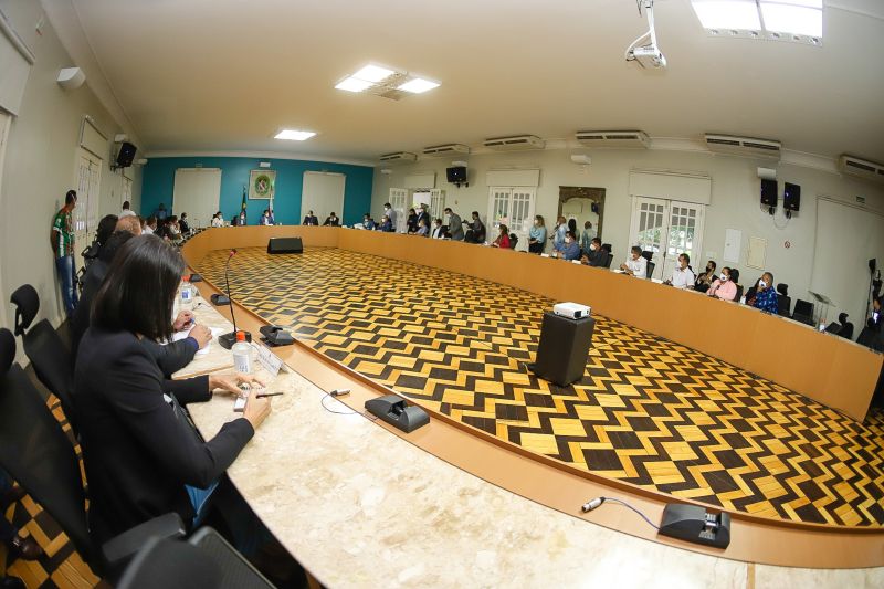 <div class='credito_fotos'>Foto: Alex Ribeiro / Ag. Pará | <a href='/midias/2020/originais/6587_1037e8bb-a739-2fcb-e53d-094862692016.jpg' download><i class='fa-solid fa-download'></i> Download</a></div>