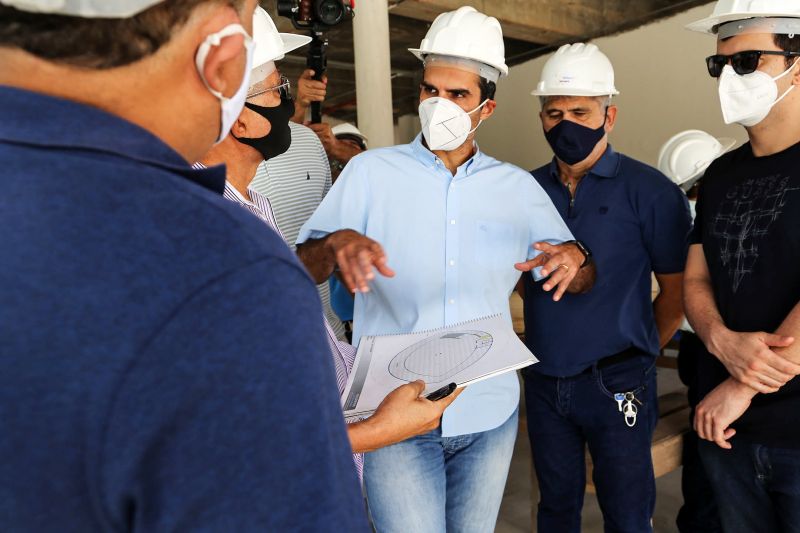 Visita do governador nas Obras da Casa de Cultura de Salinópolis - Foto Bruno Cecim <div class='credito_fotos'>Foto: Bruno Cecim / Ag.Pará   |   <a href='/midias/2020/originais/6601_5f0fa7c1-0ee9-0505-4b8e-26a9e29fb72d.jpg' download><i class='fa-solid fa-download'></i> Download</a></div>