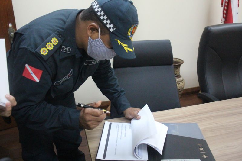 Projeto habitacional para moradia digna de policiais militares avança para a fase de Incorporação <div class='credito_fotos'>Foto: ASCOM / PMPA | <a href='/midias/2020/originais/6606_7ff3c9f0-f66c-a399-8278-8749200f6722.jpg' download><i class='fa-solid fa-download'></i> Download</a></div>