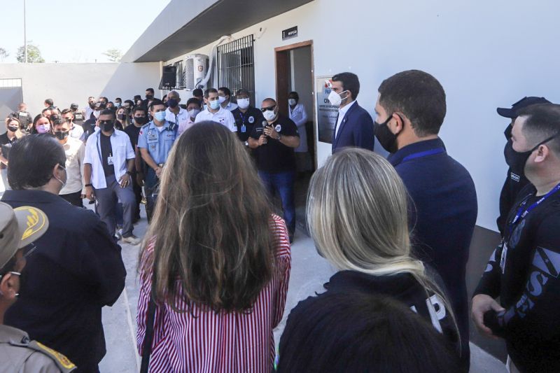 O Governo do Estado inaugurou, nesta segunda-feira (27), o Centro de Recuperação Penitenciário do Pará V (CRPP V). Localizado no Complexo Penitenciário de Americano, no município Santa Izabel, às margens da BR-316, a nova unidade contou com investimento de R$ 11,1 milhões e criou 516 novas vagas no sistema penitenciário estadual. Desde janeiro de 2019, com reformas e novas unidades, o Estado criou 5.290 novas vagas no sistema prisional. <div class='credito_fotos'>Foto: Alex Ribeiro / Ag. Pará | <a href='/midias/2020/originais/6613_17dc8680-7cb6-e26a-a9cd-0b3a06b8c16f.jpg' download><i class='fa-solid fa-download'></i> Download</a></div>
