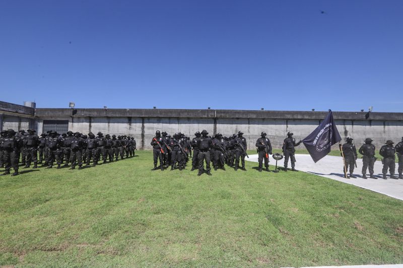 O Governo do Estado inaugurou, nesta segunda-feira (27), o Centro de Recuperação Penitenciário do Pará V (CRPP V). Localizado no Complexo Penitenciário de Americano, no município Santa Izabel, às margens da BR-316, a nova unidade contou com investimento de R$ 11,1 milhões e criou 516 novas vagas no sistema penitenciário estadual. Desde janeiro de 2019, com reformas e novas unidades, o Estado criou 5.290 novas vagas no sistema prisional. <div class='credito_fotos'>Foto: Alex Ribeiro / Ag. Pará | <a href='/midias/2020/originais/6613_3bf91a59-2363-12ff-4bd9-08c3655b5268.jpg' download><i class='fa-solid fa-download'></i> Download</a></div>