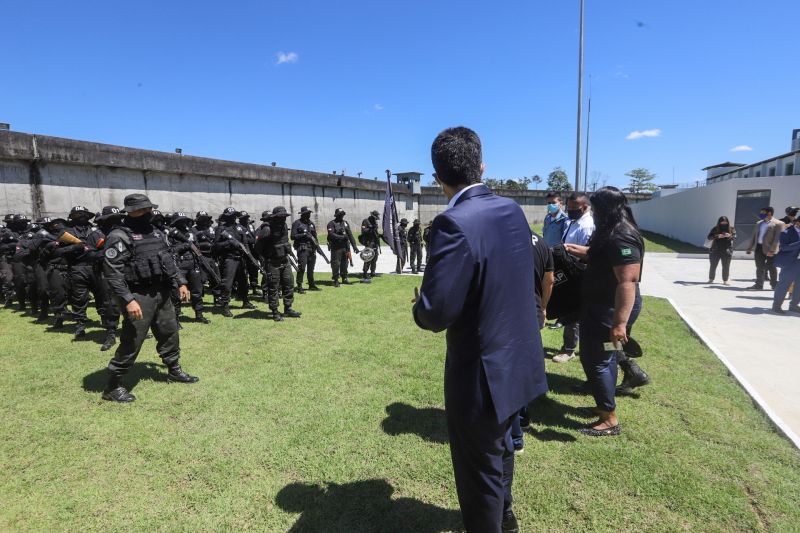 O Governo do Estado inaugurou, nesta segunda-feira (27), o Centro de Recuperação Penitenciário do Pará V (CRPP V). Localizado no Complexo Penitenciário de Americano, no município Santa Izabel, às margens da BR-316, a nova unidade contou com investimento de R$ 11,1 milhões e criou 516 novas vagas no sistema penitenciário estadual. Desde janeiro de 2019, com reformas e novas unidades, o Estado criou 5.290 novas vagas no sistema prisional. <div class='credito_fotos'>Foto: Alex Ribeiro / Ag. Pará | <a href='/midias/2020/originais/6613_8418d0ba-2f98-41b4-fcce-f118b8bbaf53.jpg' download><i class='fa-solid fa-download'></i> Download</a></div>