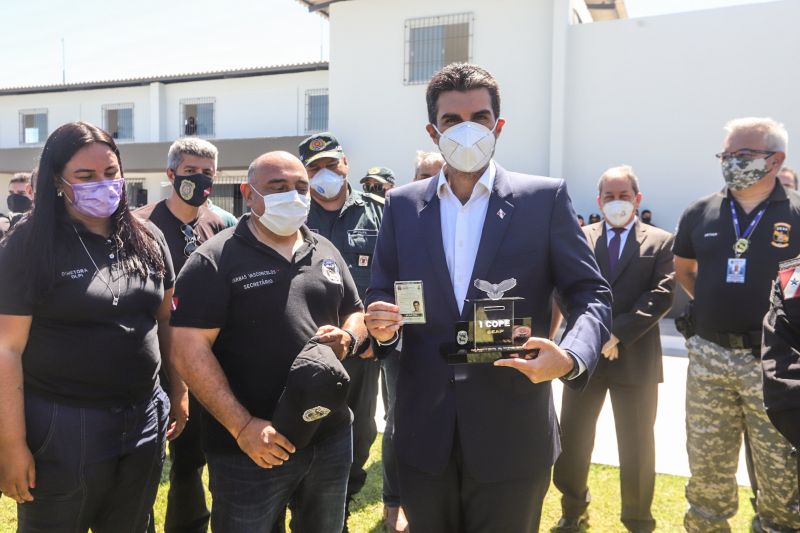 O Governo do Estado inaugurou, nesta segunda-feira (27), o Centro de Recuperação Penitenciário do Pará V (CRPP V). Localizado no Complexo Penitenciário de Americano, no município Santa Izabel, às margens da BR-316, a nova unidade contou com investimento de R$ 11,1 milhões e criou 516 novas vagas no sistema penitenciário estadual. Desde janeiro de 2019, com reformas e novas unidades, o Estado criou 5.290 novas vagas no sistema prisional. <div class='credito_fotos'>Foto: Alex Ribeiro / Ag. Pará | <a href='/midias/2020/originais/6613_88a0d00b-1e78-96b1-c9c8-0dcbf9abbcdb.jpg' download><i class='fa-solid fa-download'></i> Download</a></div>