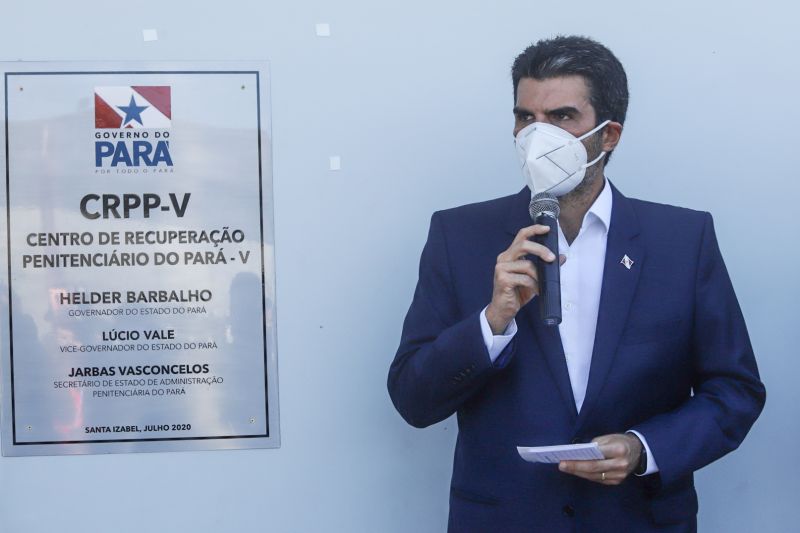 O Governo do Estado inaugurou, nesta segunda-feira (27), o Centro de Recuperação Penitenciário do Pará V (CRPP V). Localizado no Complexo Penitenciário de Americano, no município Santa Izabel, às margens da BR-316, a nova unidade contou com investimento de R$ 11,1 milhões e criou 516 novas vagas no sistema penitenciário estadual. Desde janeiro de 2019, com reformas e novas unidades, o Estado criou 5.290 novas vagas no sistema prisional. <div class='credito_fotos'>Foto: Alex Ribeiro / Ag. Pará | <a href='/midias/2020/originais/6613_99ee5e6d-7ebf-9928-1749-ca47bf066897.jpg' download><i class='fa-solid fa-download'></i> Download</a></div>