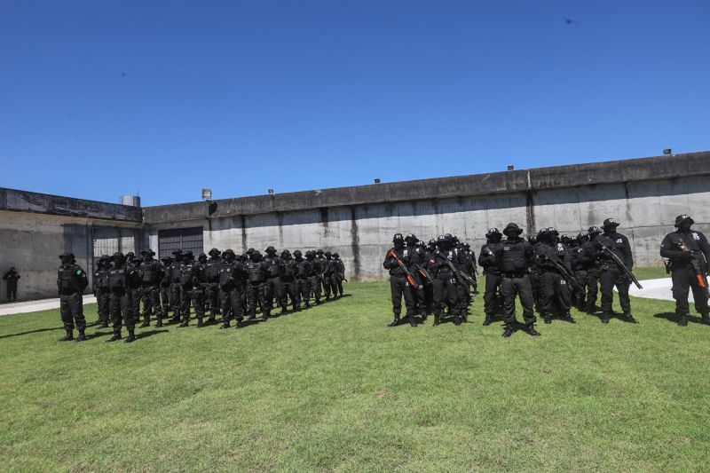 O Governo do Estado inaugurou, nesta segunda-feira (27), o Centro de Recuperação Penitenciário do Pará V (CRPP V). Localizado no Complexo Penitenciário de Americano, no município Santa Izabel, às margens da BR-316, a nova unidade contou com investimento de R$ 11,1 milhões e criou 516 novas vagas no sistema penitenciário estadual. Desde janeiro de 2019, com reformas e novas unidades, o Estado criou 5.290 novas vagas no sistema prisional. <div class='credito_fotos'>Foto: Alex Ribeiro / Ag. Pará | <a href='/midias/2020/originais/6613_e3812c4a-db7a-6798-3d3e-4d2fb85739c2.jpg' download><i class='fa-solid fa-download'></i> Download</a></div>
