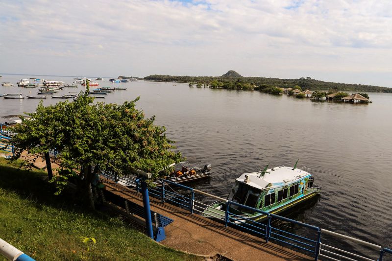 Governo investe R$ 13 milhões no sistema de abastecimento de água em Alter do Chão <div class='credito_fotos'>Foto: Bruno Cecim / Ag.Pará   |   <a href='/midias/2020/originais/6634_57ea7307-b2f5-7839-f952-a6def1379ed9.jpg' download><i class='fa-solid fa-download'></i> Download</a></div>