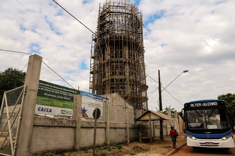 Governo investe R$ 13 milhões no sistema de abastecimento de água em Alter do Chão <div class='credito_fotos'>Foto: Bruno Cecim / Ag.Pará   |   <a href='/midias/2020/originais/6634_e4f9b468-215c-6991-3fd2-3c2ffc857e20.jpg' download><i class='fa-solid fa-download'></i> Download</a></div>