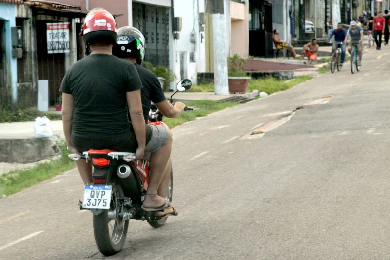 BelÃ©m, ParÃ¡, Brasil . AÃ‡Ã•ES EDUCATIVAS MOTOCICLISTAS - parte 2 - 23/07/2020 <div class='credito_fotos'>Foto: Ricardo Amanajás / Ag. Pará   |   <a href='/midias/2020/originais/6641_e52c4467-e86b-a270-c58d-88c6f5f79957.jpg' download><i class='fa-solid fa-download'></i> Download</a></div>