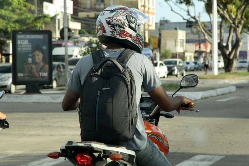 BelÃ©m, ParÃ¡, Brasil . AÃ‡Ã•ES EDUCATIVAS MOTOCICLISTAS - parte 2 - 23/07/2020 <div class='credito_fotos'>Foto: Ricardo Amanajás / Ag. Pará   |   <a href='/midias/2020/originais/6641_fa28170f-66a5-d949-3335-60b6b7afe642.jpg' download><i class='fa-solid fa-download'></i> Download</a></div>