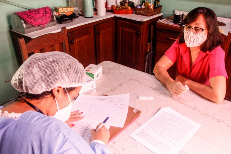 Universidade do Estado do Pará inicia segunda fase da pesquisa epidemiológica <div class='credito_fotos'>Foto: Marcelo Seabra / Ag. Pará   |   <a href='/midias/2020/originais/6648_417993ff-bc64-504a-dd28-6df219fd25ce.jpg' download><i class='fa-solid fa-download'></i> Download</a></div>