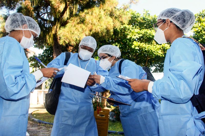 Universidade do Estado do Pará inicia segunda fase da pesquisa epidemiológica <div class='credito_fotos'>Foto: Marcelo Seabra / Ag. Pará   |   <a href='/midias/2020/originais/6648_d4f896e5-a8bb-e2f3-5361-310215eec7b2.jpg' download><i class='fa-solid fa-download'></i> Download</a></div>