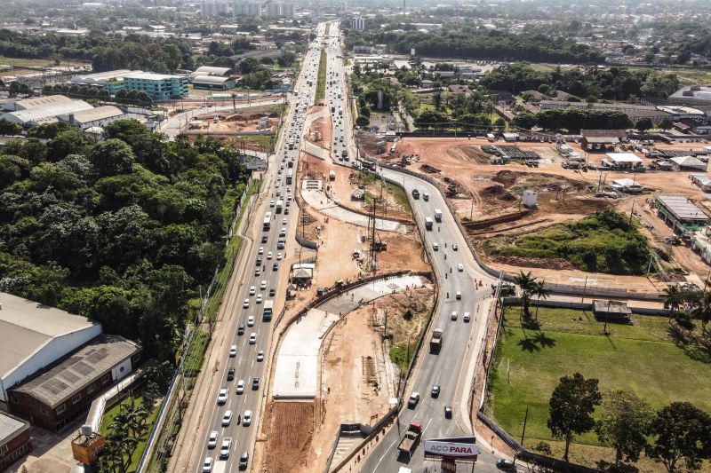 Governo ativa desvios para avanço de obras da rodovia BR-316 <div class='credito_fotos'>Foto: Roni Moreira / Ag.Pará   |   <a href='/midias/2020/originais/6655_7105fb72-005b-8fb8-bbf0-455458991e24.jpg' download><i class='fa-solid fa-download'></i> Download</a></div>