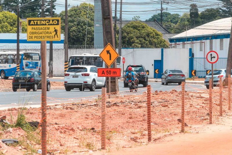 Obra Nova BR. Ciclo vias, Movimentacao Transito, descarte de lixo <div class='credito_fotos'>Foto: Jader Paes / Agência Pará   |   <a href='/midias/2020/originais/6771_10584bcd-4808-a2e3-881b-99040888153b.jpg' download><i class='fa-solid fa-download'></i> Download</a></div>