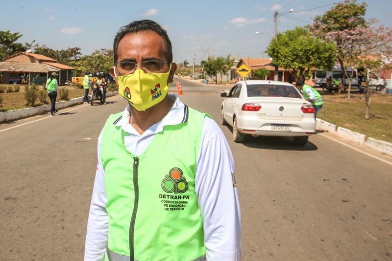 NA FOTO:  João Veiga coordenador de educação de Transito <div class='credito_fotos'>Foto: Alex Ribeiro / Ag. Pará   |   <a href='/midias/2020/originais/6811_b4fde0ff-8716-5df5-0a95-3e232a30ff10.jpg' download><i class='fa-solid fa-download'></i> Download</a></div>