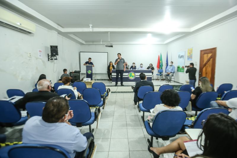 Castanhal 15 de setembro de 2020, o projeto paceria pelo ParÃ¡ agenda do desenvolvimento,Emprego e Renda, desenvolvido pelo governo do Estado atravÃ©s da secretaria de desenvolvimento EconÃ´mico, MineraÃ§Ã£o e enegia (sedeme). <div class='credito_fotos'>Foto: Alex Ribeiro / Ag. Pará   |   <a href='/midias/2020/originais/6837_5dca3d85-6e15-8805-1eb9-cd3f48c6e7cc.jpg' download><i class='fa-solid fa-download'></i> Download</a></div>