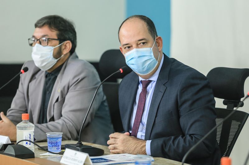 Marcel Botelho e Rômulo Rodovalho. <div class='credito_fotos'>Foto: Jader Paes / Agência Pará   |   <a href='/midias/2020/originais/6853_79cd6529-5b5a-9420-bc45-c2fbabf957db.jpg' download><i class='fa-solid fa-download'></i> Download</a></div>