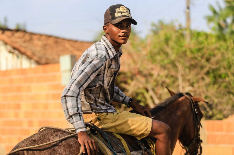 Vinícios Cruz de Jesus, 18 anos <div class='credito_fotos'>Foto: Jader Paes / Agência Pará   |   <a href='/midias/2020/originais/6905_2cbeb787-4dba-250f-48e6-291f237b0fc9.jpg' download><i class='fa-solid fa-download'></i> Download</a></div>