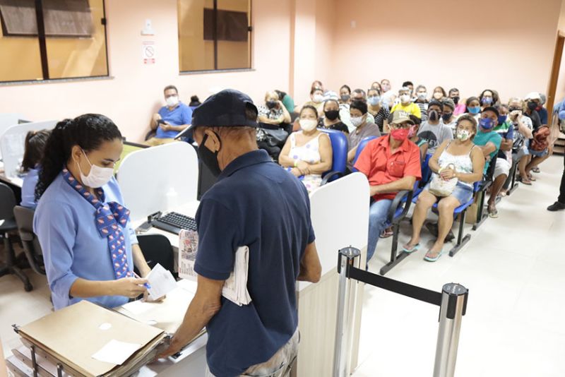 BelÃ©m, ParÃ¡, Brasil. INÃCIO ATENDIMENTO PÃ“S COVID - 02/12/2020. <div class='credito_fotos'>Foto: Ricardo Amanajás / Ag. Pará   |   <a href='/midias/2020/originais/7068_88773285-16d6-72a7-642c-418d2c842862.jpg' download><i class='fa-solid fa-download'></i> Download</a></div>